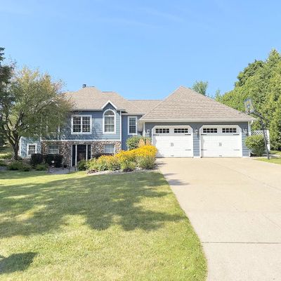 3505 Bay Highlands Cir, Green Bay, WI 54311