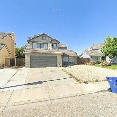 3515 W Avenue J4, Lancaster, CA 93536