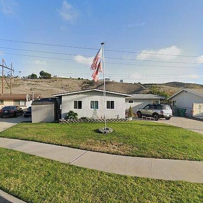 3517 Las Vegas Dr, Oceanside, CA 92054