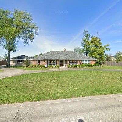 3520 Lake St, Lake Charles, LA 70605