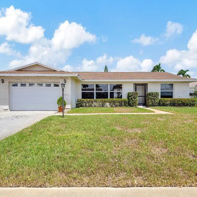 3525 Taconic Dr, West Palm Beach, FL 33406