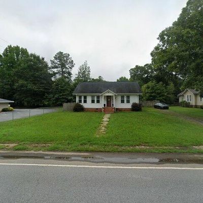 353 E Georgia St, Woodruff, SC 29388