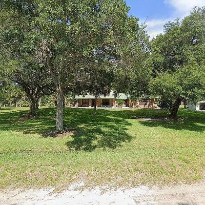 3535 Grant Rd, Grant, FL 32949