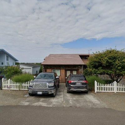 35409 J Pl, Ocean Park, WA 98640