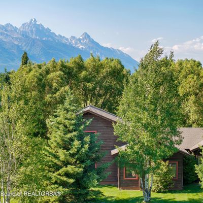 355 Francis Way, Jackson, WY 83001