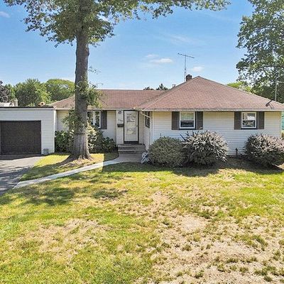 356 Bullard Ave, Paramus, NJ 07652