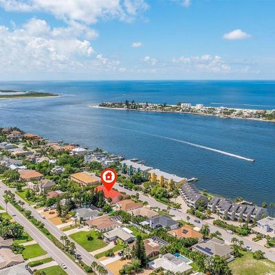 357 8th Avenue N, Tierra Verde, FL 33715