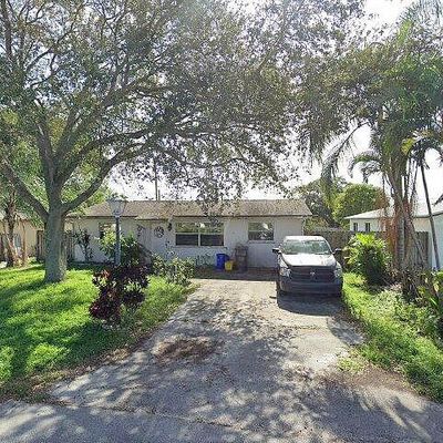 3580 Betty Ann Ct E, Palm Beach Gardens, FL 33403