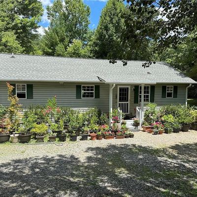 36 Alan Ln, Blairsville, GA 30512