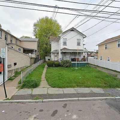 36 E Carey St, Wilkes Barre, PA 18705