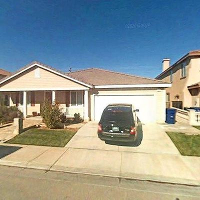 3601 Tournament Dr, Palmdale, CA 93551