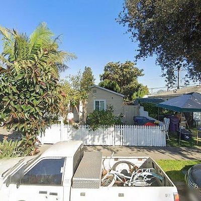 3606 Denver Ave, Long Beach, CA 90810