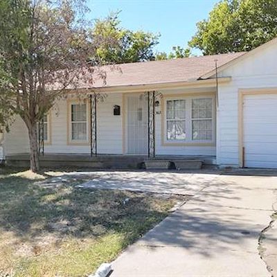 3613 Swan St, Haltom City, TX 76117