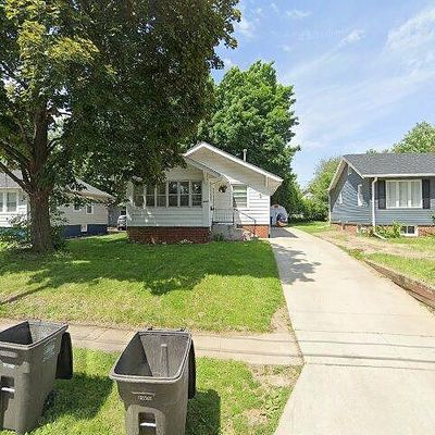 3634 E 8 Th St, Des Moines, IA 50316