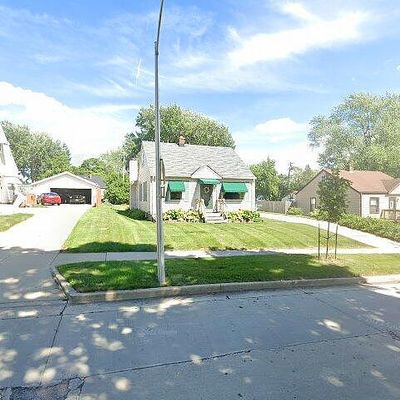 3634 S 91 St St, Milwaukee, WI 53228