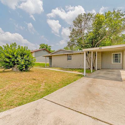 410 Cable Dr, San Antonio, TX 78227