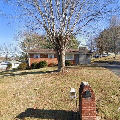 4100 Ranch Rd, Johnson City, TN 37601