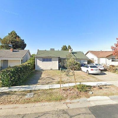 4102 65 Th St, Sacramento, CA 95820