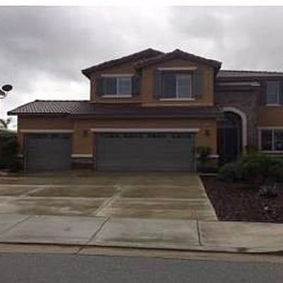 41020 Crimson Pillar Ln, Lake Elsinore, CA 92532