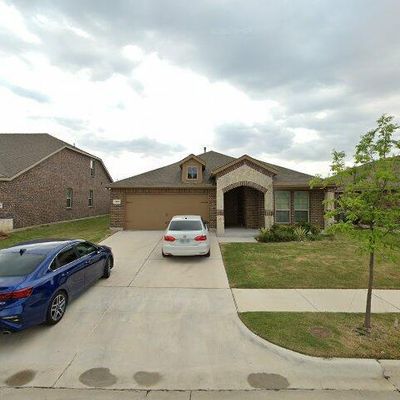 4108 Harvest Glen Dr, Denton, TX 76208