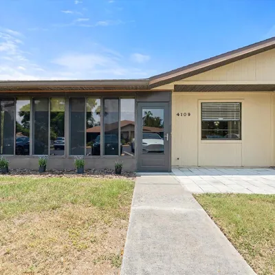 4109 66 Th Street Cir W, Bradenton, FL 34209