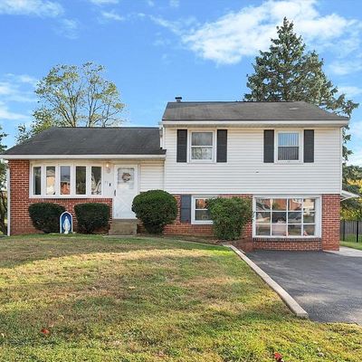 411 Warren Blvd, Broomall, PA 19008