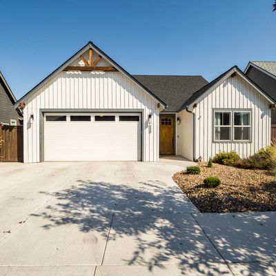 4119 Sw Badger Ct, Redmond, OR 97756