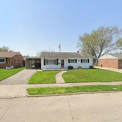 412 Pinewood Ave, Piqua, OH 45356