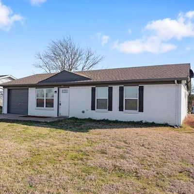 412 Yellow Jacket Dr, Ferris, TX 75125