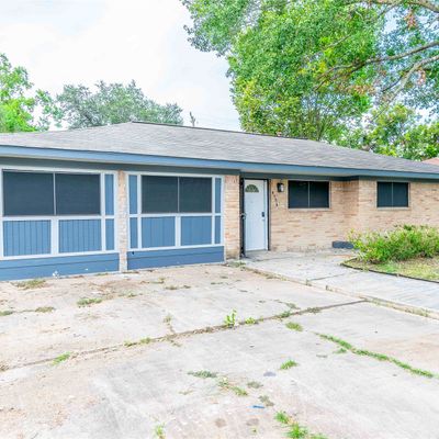 4122 Knotty Oaks Trl, Houston, TX 77045