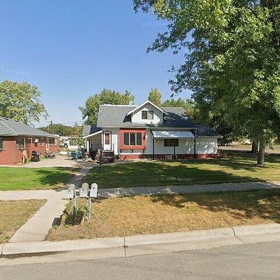 413 1 St Ave Se, Little Falls, MN 56345