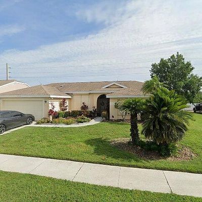 4135 Dover Dr E, Bradenton, FL 34203