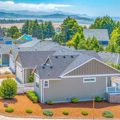 4143 Se Jetty Ave, Lincoln City, OR 97367