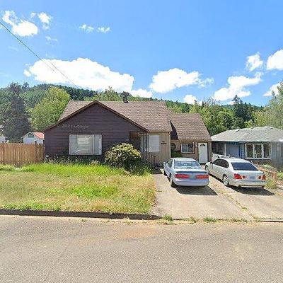 415 Moreland Ave, Drain, OR 97435