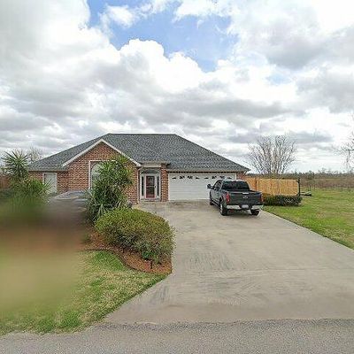 415 St Anthony St, Raceland, LA 70394