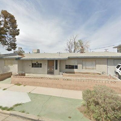 416 Jean Ave, Ridgecrest, CA 93555