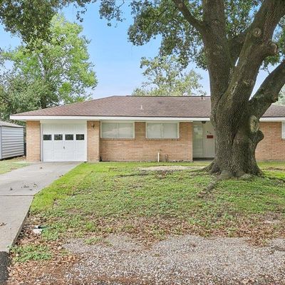 416 S Inwood Dr, Bridge City, TX 77611