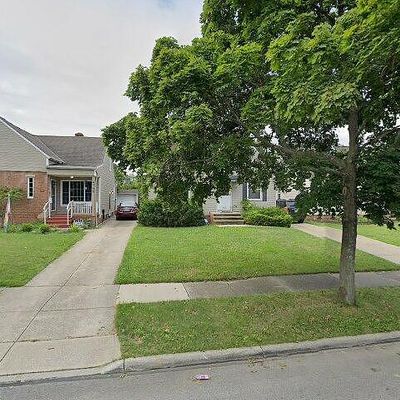 4164 Hinsdale Rd, Cleveland, OH 44121