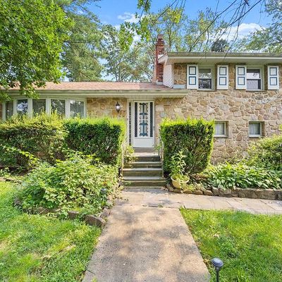 417 Gribbel Rd, Wyncote, PA 19095