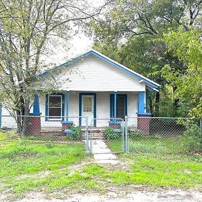 418 Main St, Paradise, TX 76073