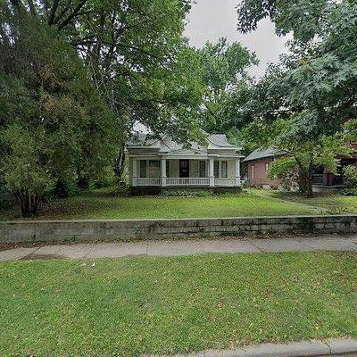 419 Kearney St, Manhattan, KS 66502