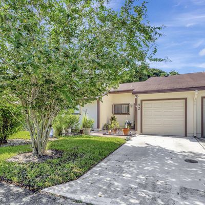 42 Kensington Ln, Boynton Beach, FL 33426