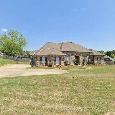 42 Valley Vista Dr, Tupelo, MS 38801