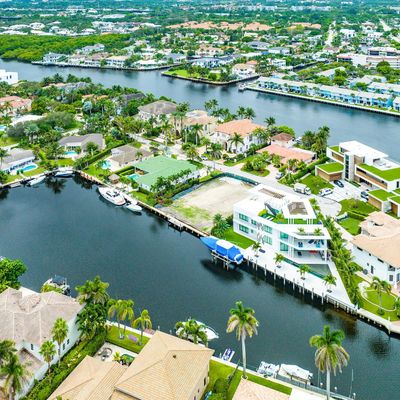 4211 Intracoastal Dr, Highland Beach, FL 33487