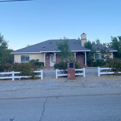 42154 55 Th St W, Lancaster, CA 93536