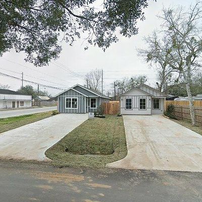 422 2 Nd St, Rosenberg, TX 77471