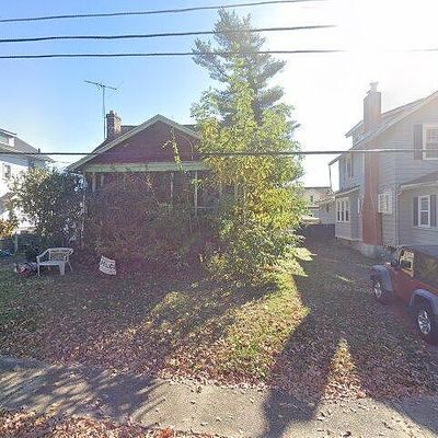 422 Bartlett Ave, Ridley Park, PA 19078