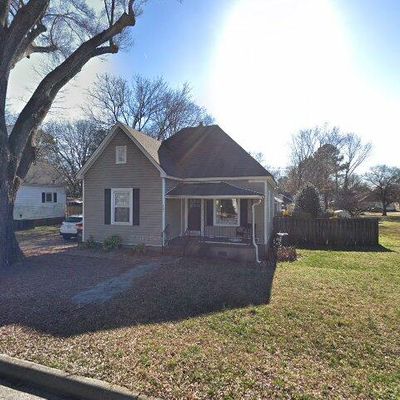 423 Park Ave, Pineville, NC 28134