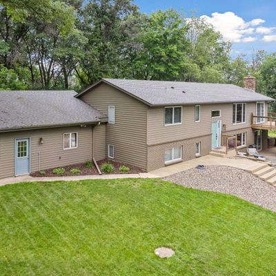 424 Park Ln, Hudson, WI 54016