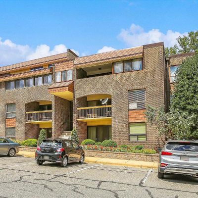 425 Christopher Ave #39, Gaithersburg, MD 20879